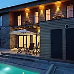 Grandmother Custodia's House Geres Dom wakacyjny *