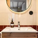 Grandmother Custodia's House Geres Ferienhaus *