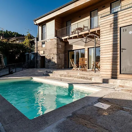 度假居 Grandmother Custodia's House Geres