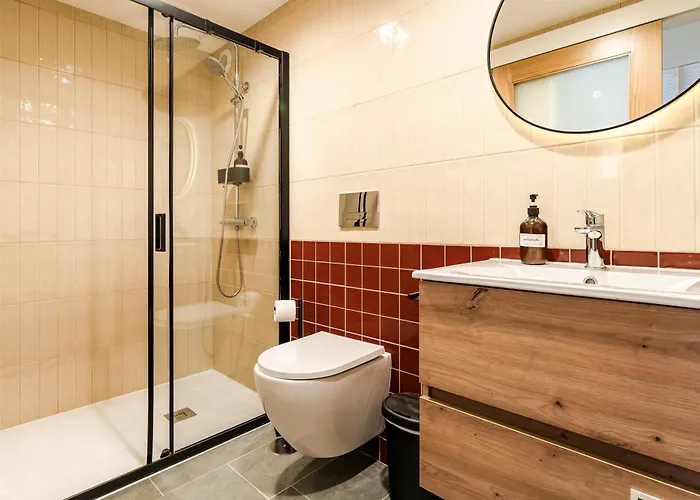 度假居 Grandmother Custodia's House Geres 坎普-杜热雷什