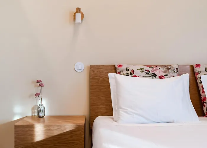 Grandmother Custodia's House Geres *