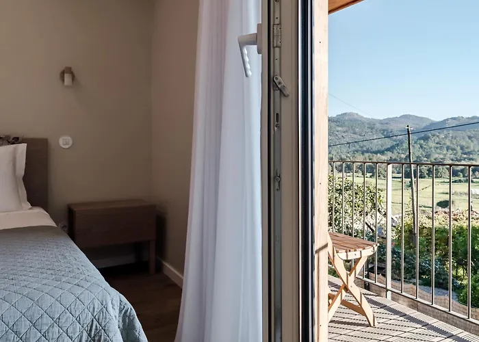 Grandmother Custodia's House Geres Ferienhaus Terras de Bouro